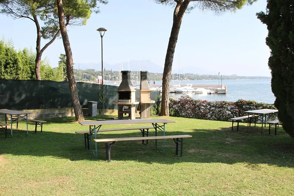 Le Corti Del Lago Padenghe sul Garda